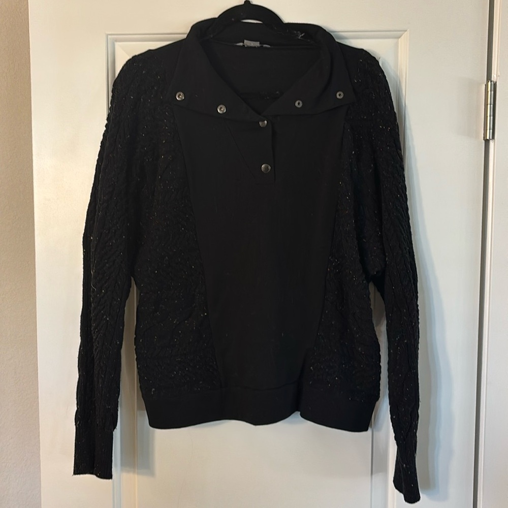 NWOT black sweater pullover